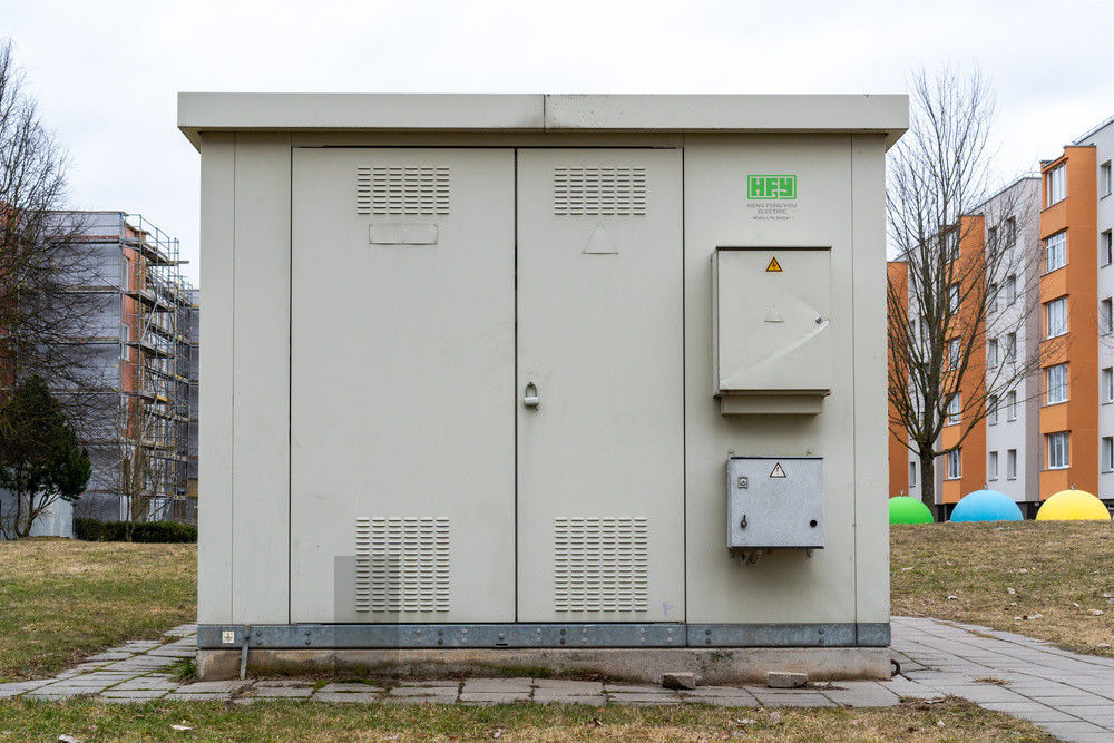 12kV 체제 전압 배전반과 트랜스와 미리 제조하는 지국은 소형 이동 변전소를 조립했습니다 협력 업체